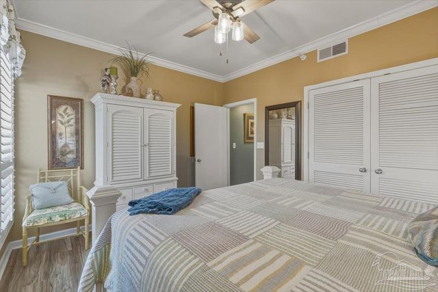 8271 Gulf Blvd 101, Navarre Beach, FL 32566