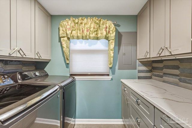 8271 Gulf Blvd 101, Navarre Beach, FL 32566