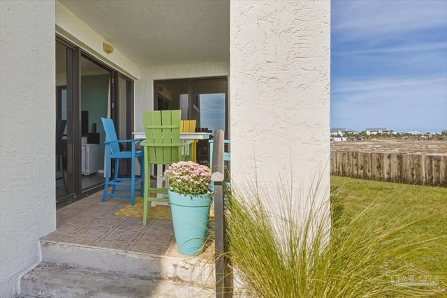 8271 Gulf Blvd 101, Navarre Beach, FL 32566