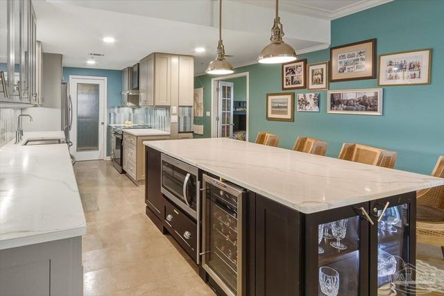 8271 Gulf Blvd 101, Navarre Beach, FL 32566