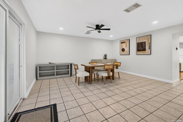 2600 Ashley Oak Dr, Schertz, TX 78154