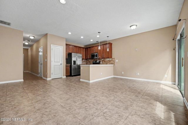 1591 LANDAU Road, Jacksonville, FL 32225