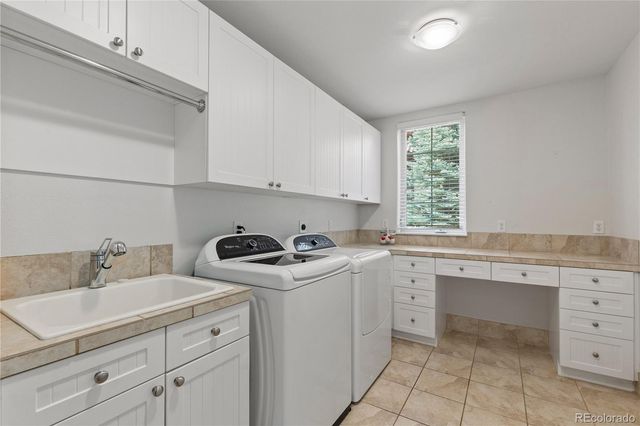 9565 Silent Hills Lane, Lone Tree, CO 80124