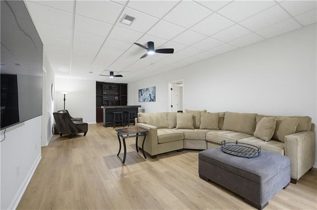 3958 Lake Ruby Lane, Suwanee, GA 30024