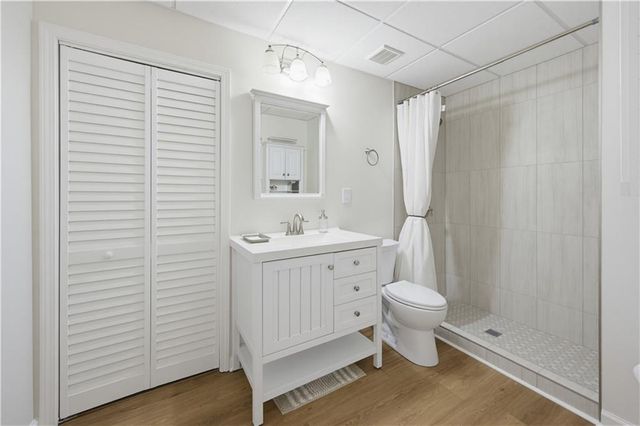 3958 Lake Ruby Lane, Suwanee, GA 30024