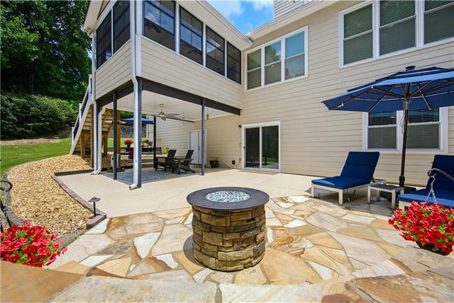 3958 Lake Ruby Lane, Suwanee, GA 30024