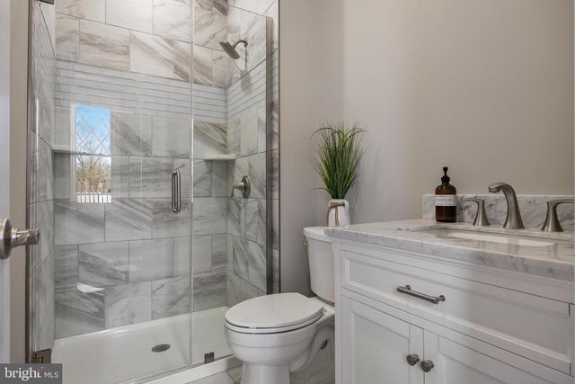 52 MADISON AVE, Mount Holly, NJ 08060