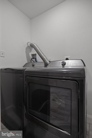 52 MADISON AVE, Mount Holly, NJ 08060