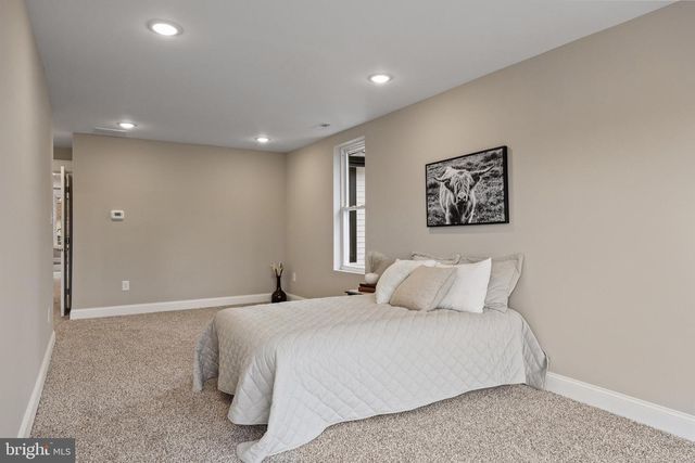 52 MADISON AVE, Mount Holly, NJ 08060