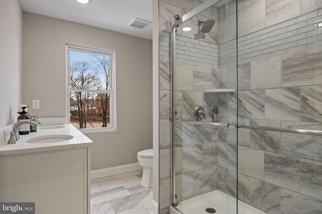 52 MADISON AVE, Mount Holly, NJ 08060