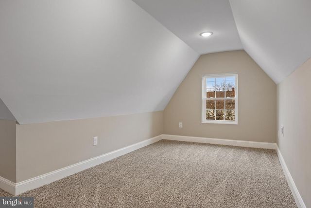 52 MADISON AVE, Mount Holly, NJ 08060