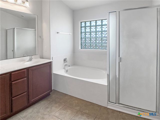 9909 Birch Tree Drive, Temple, TX 76502