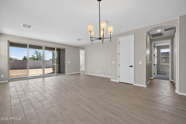 3250 W Molino Road, San Tan Valley, AZ 85144