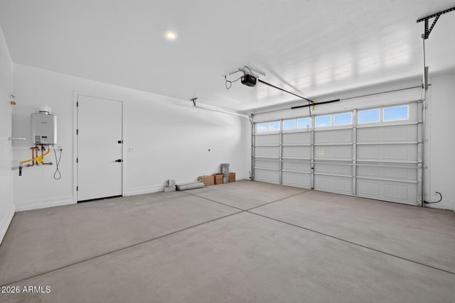 3250 W Molino Road, San Tan Valley, AZ 85144
