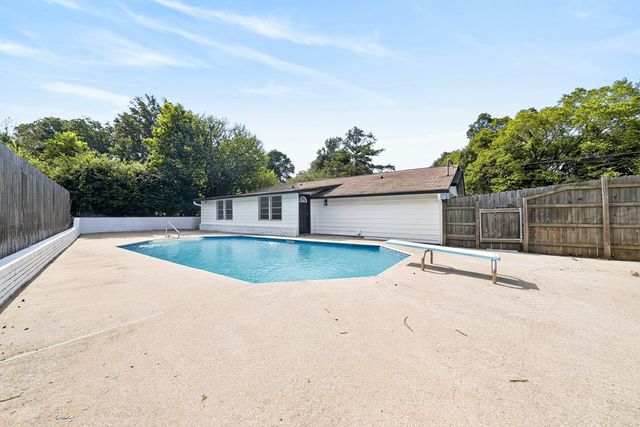 1289 Rosewood Drive, Columbus, GA 31907
