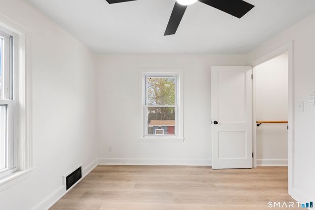 26 Foster Street, Manchester, CT 06040