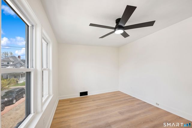 26 Foster Street, Manchester, CT 06040