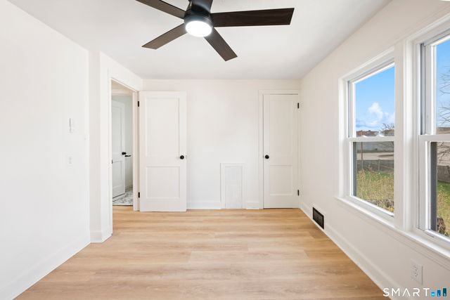 26 Foster Street, Manchester, CT 06040