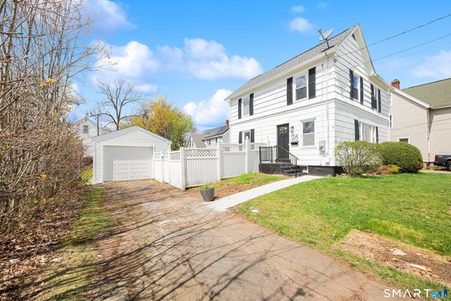 26 Foster Street, Manchester, CT 06040