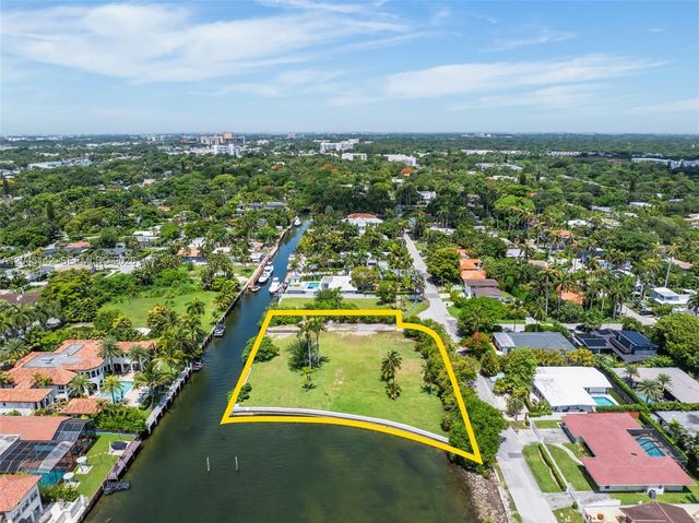 1132 NE 84th St, Miami, FL 33138