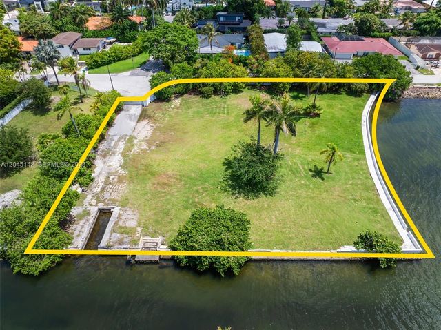 1132 NE 84th St, Miami, FL 33138