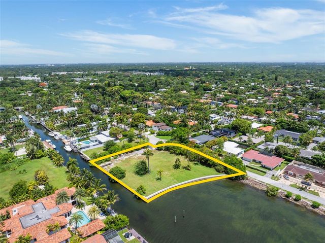 1132 NE 84th St, Miami, FL 33138