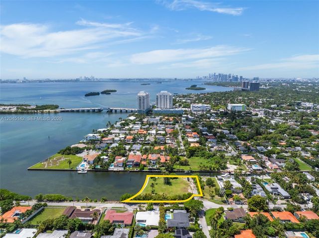 1132 NE 84th St, Miami, FL 33138