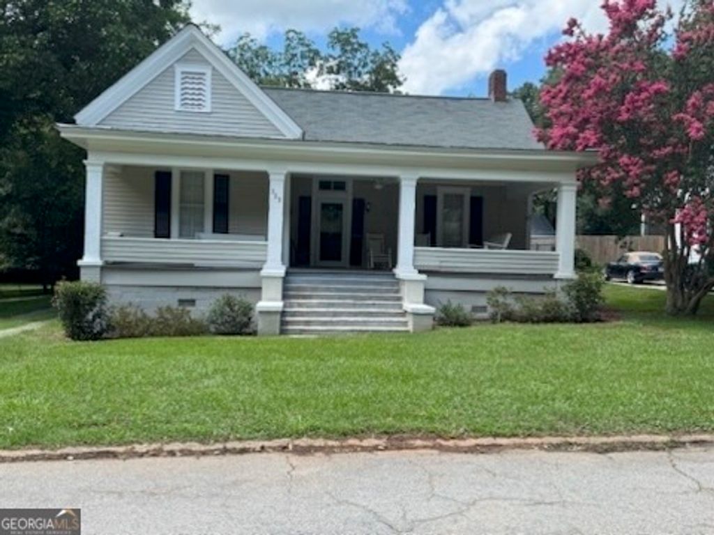 303 Pine Street, Madison, GA 30650