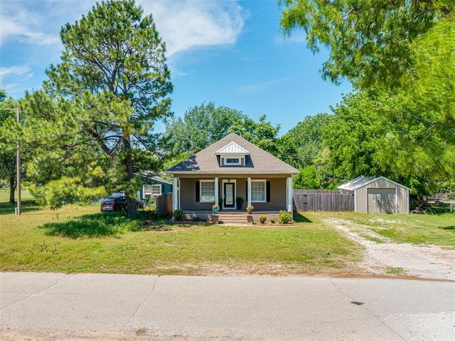 505 SW 5th St, Tuttle, OK 73089