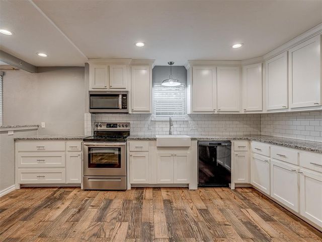 505 SW 5th St, Tuttle, OK 73089