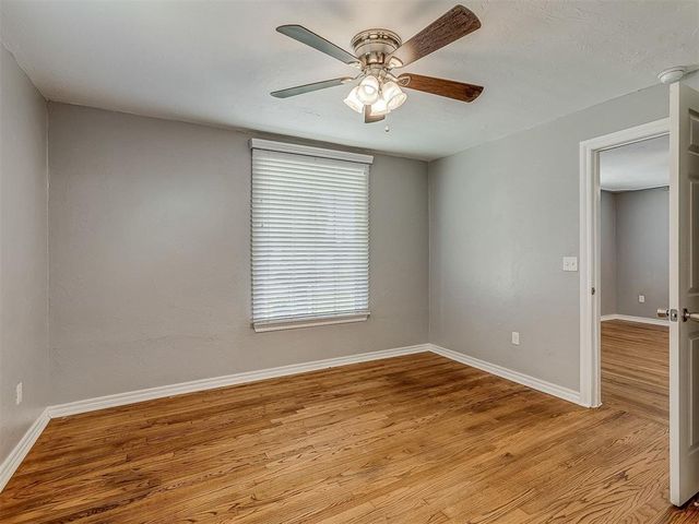 505 SW 5th St, Tuttle, OK 73089