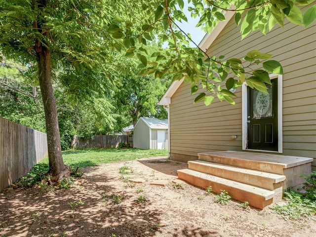505 SW 5th St, Tuttle, OK 73089