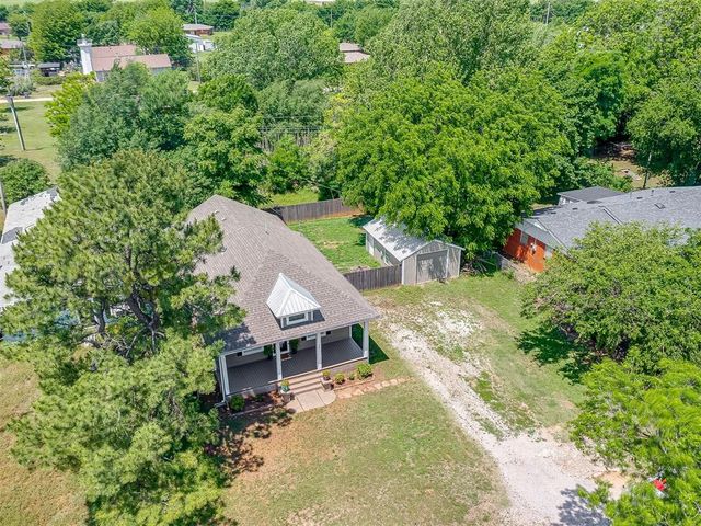 505 SW 5th St, Tuttle, OK 73089