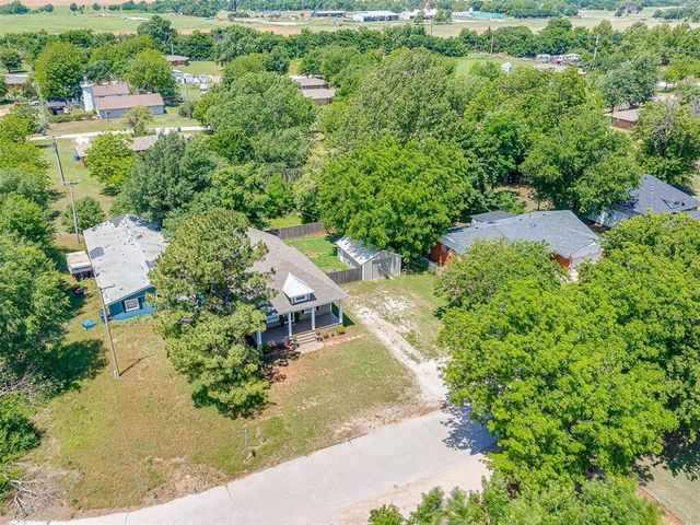 505 SW 5th St, Tuttle, OK 73089