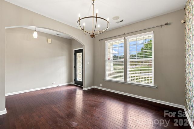 14902 Brotherly Lane, Charlotte, NC 28278