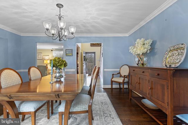 152 HUNTERS LN, Devon, PA 19333