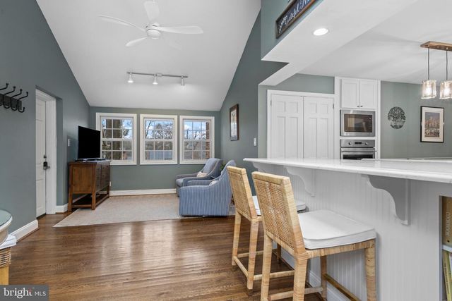 152 HUNTERS LN, Devon, PA 19333