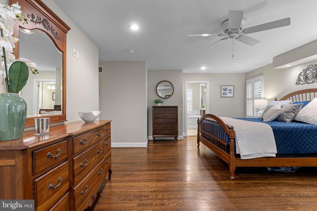 152 HUNTERS LN, Devon, PA 19333