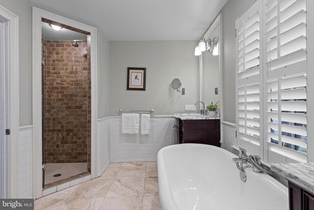 152 HUNTERS LN, Devon, PA 19333