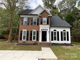 8733 Canter Post Drive, Charlotte, NC 28216