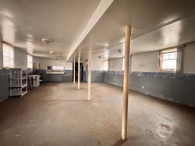 2752 Elkhart Street, Lake Station, IN 46405