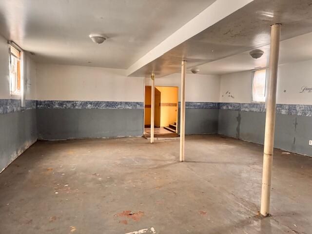 2752 Elkhart Street, Lake Station, IN 46405