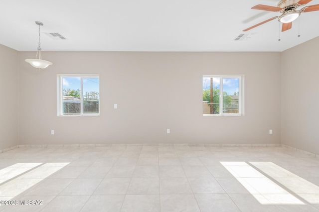 4850 E Andrew Street, Tucson, AZ 85711