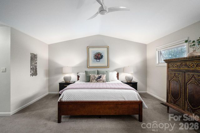 118 Cloverleaf Lane, Asheville, NC 28803