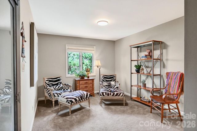 118 Cloverleaf Lane, Asheville, NC 28803