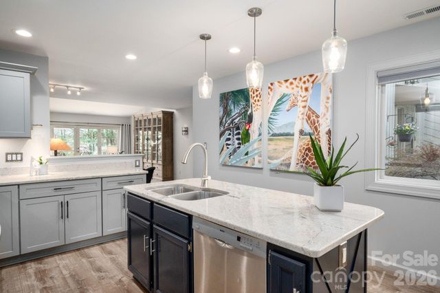 118 Cloverleaf Lane, Asheville, NC 28803