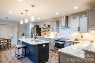 118 Cloverleaf Lane, Asheville, NC 28803