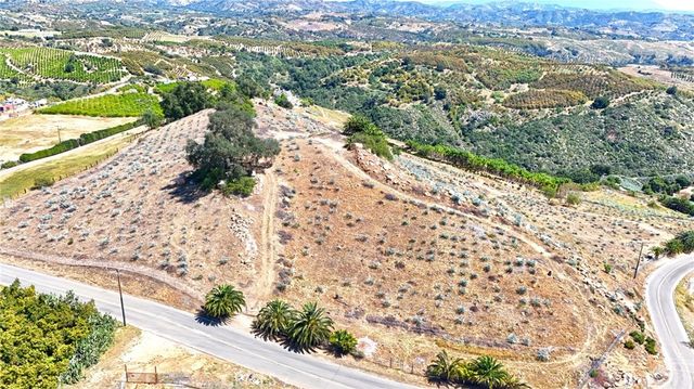 1 El Calamar, Temecula, CA 92590