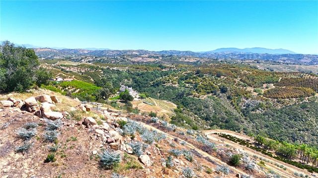 1 El Calamar, Temecula, CA 92590