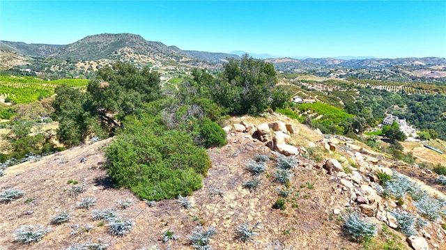 1 El Calamar, Temecula, CA 92590